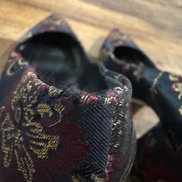 Antonio Melani Embroidered Silk Floral Block Pumps Heels Gold Glam Sz 8.5 - Picture 4 of 9